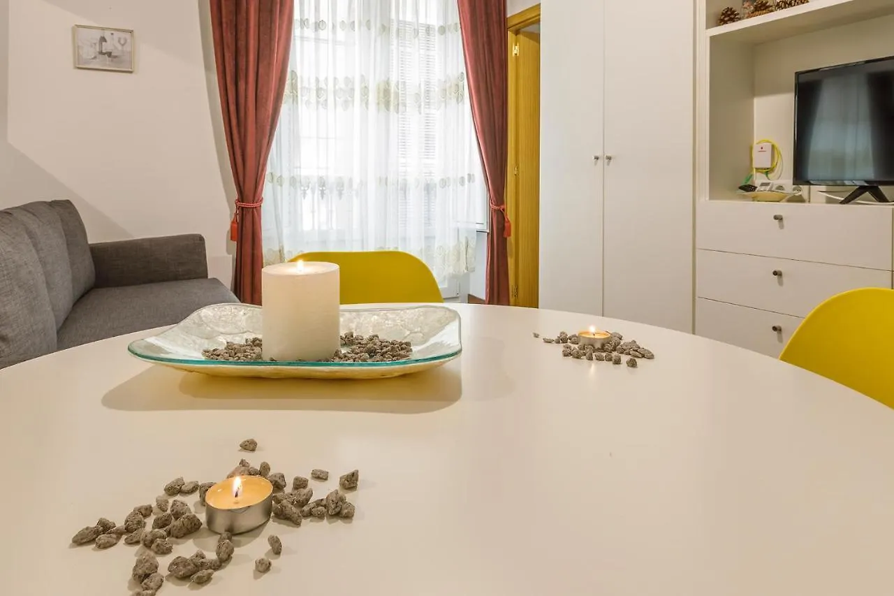 A&N Azucena 4, Centro Historico Apartment Malaga Spain